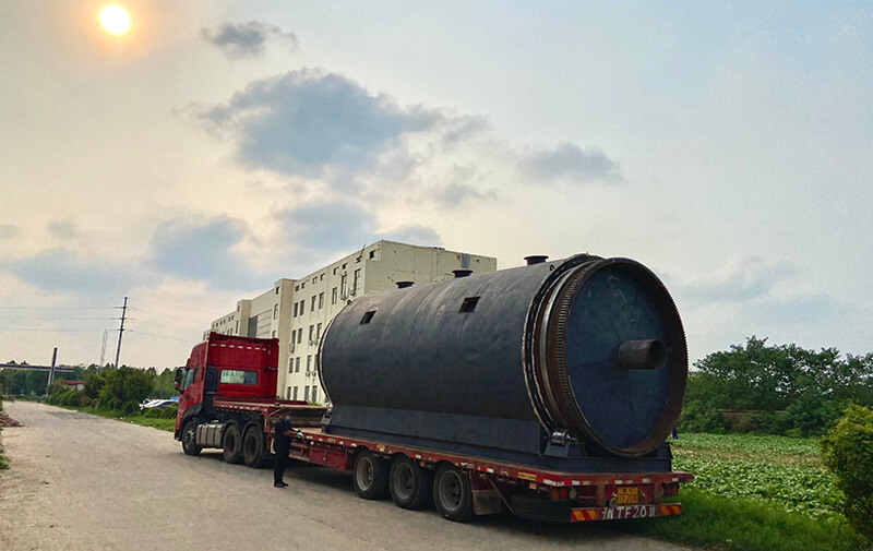 整裝待發(fā)的利菲爾特廢輪胎裂解設(shè)備