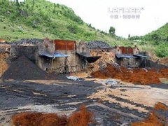 傾倒輪胎煉油廢液兩人被刑拘